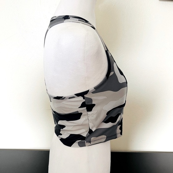 •Nine West• Active Camo Racerback Top - Picture 3 of 4